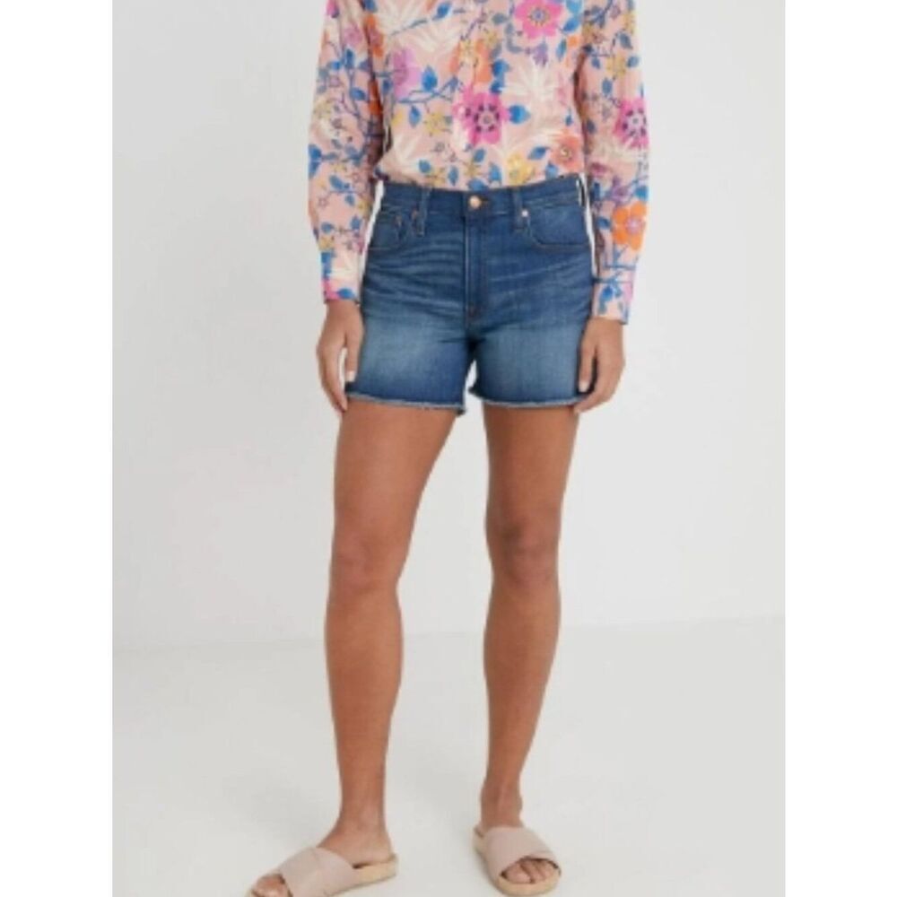 EUC J. Crew Blue Denim Frayed Hem Merrill Wash Zip Fly Shorts in Size 25